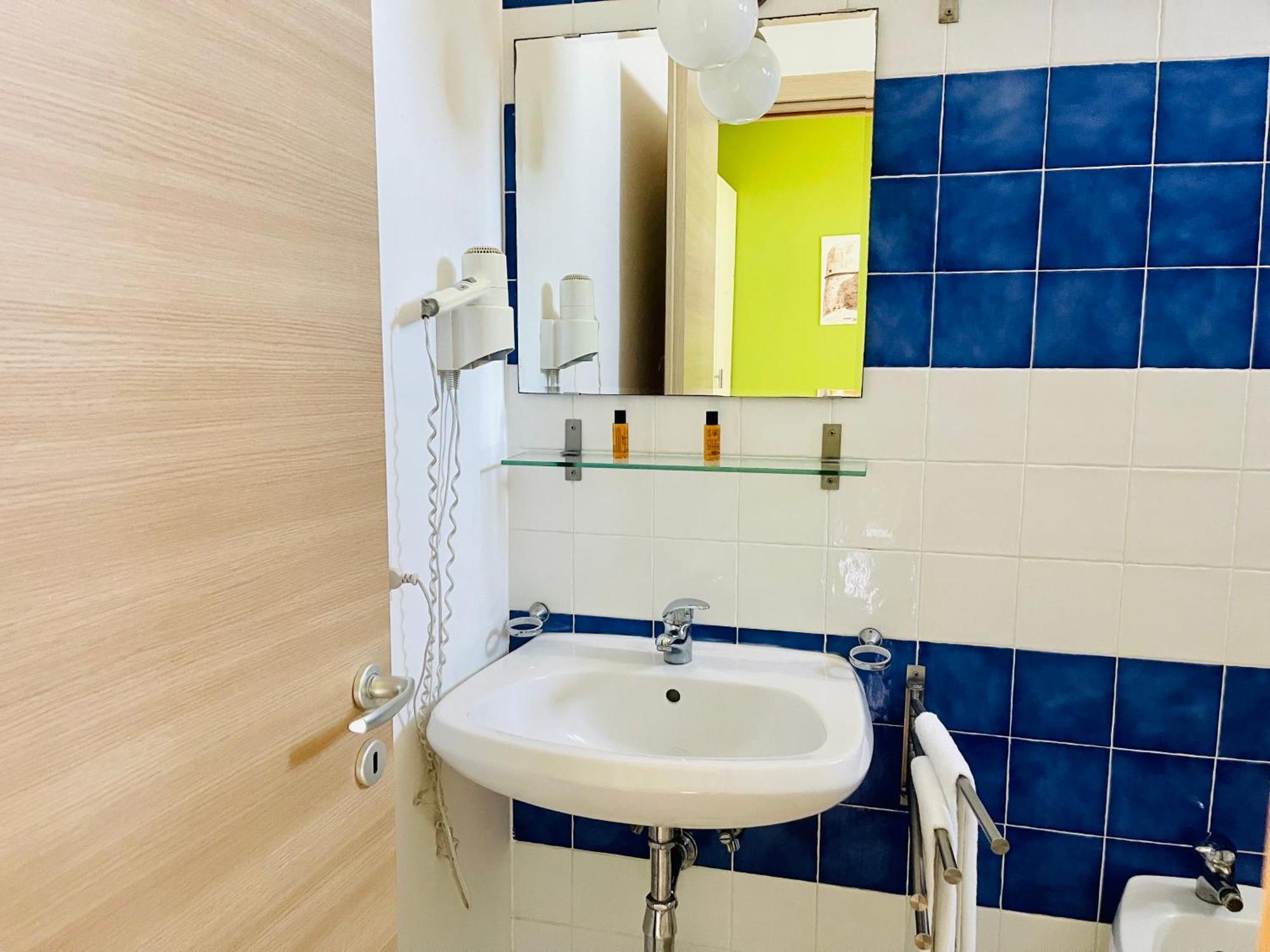 Borgo Camicia In Bed & Breakfast Barcellona-Pozzo di Gotto Ngoại thất bức ảnh