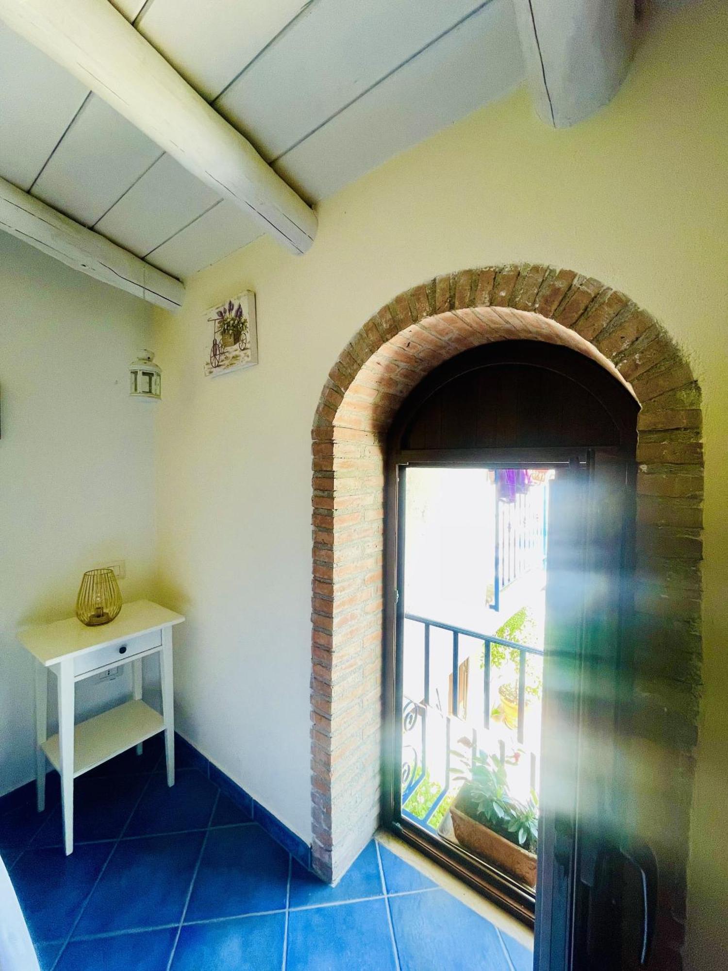 Borgo Camicia In Bed & Breakfast Barcellona-Pozzo di Gotto Ngoại thất bức ảnh