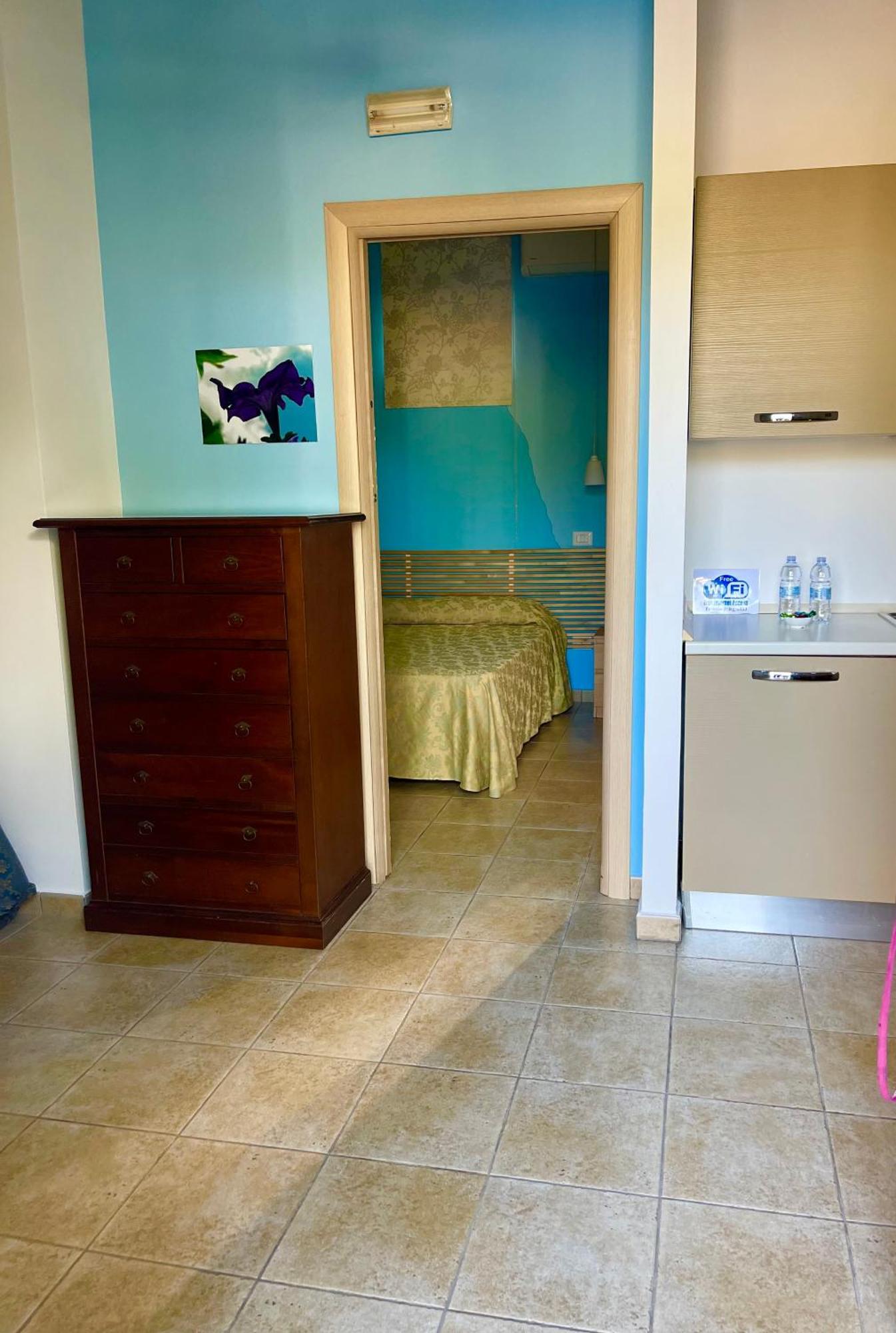 Borgo Camicia In Bed & Breakfast Barcellona-Pozzo di Gotto Phòng bức ảnh
